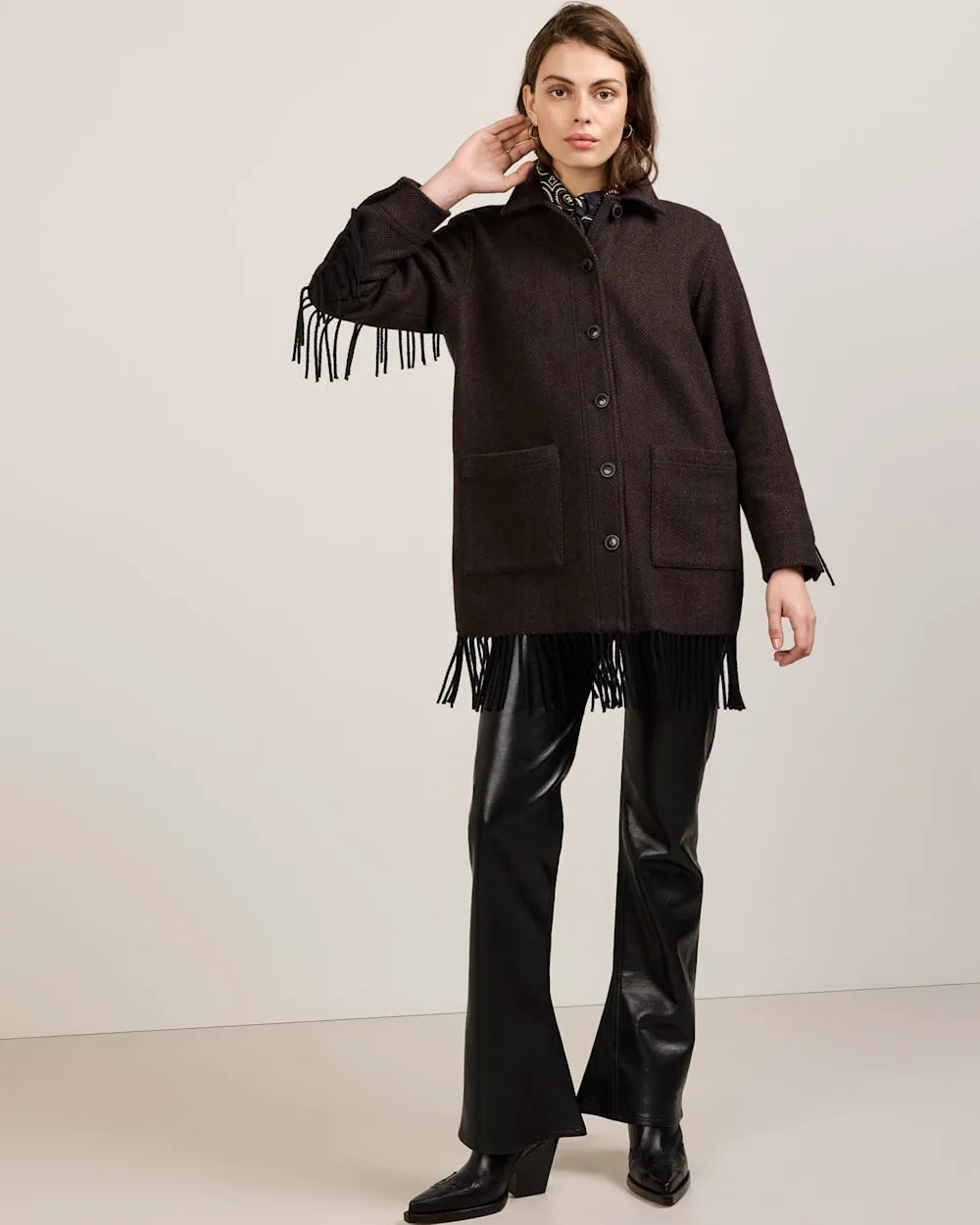 BLACK/BROWN
