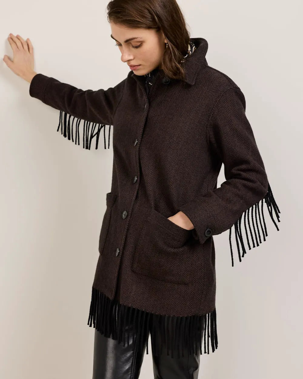 BLACK/BROWN