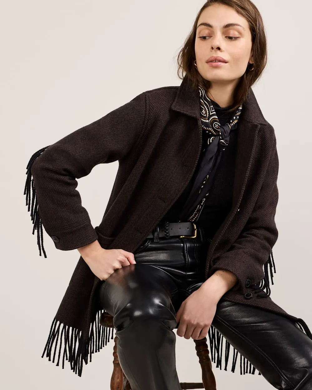 BLACK/BROWN