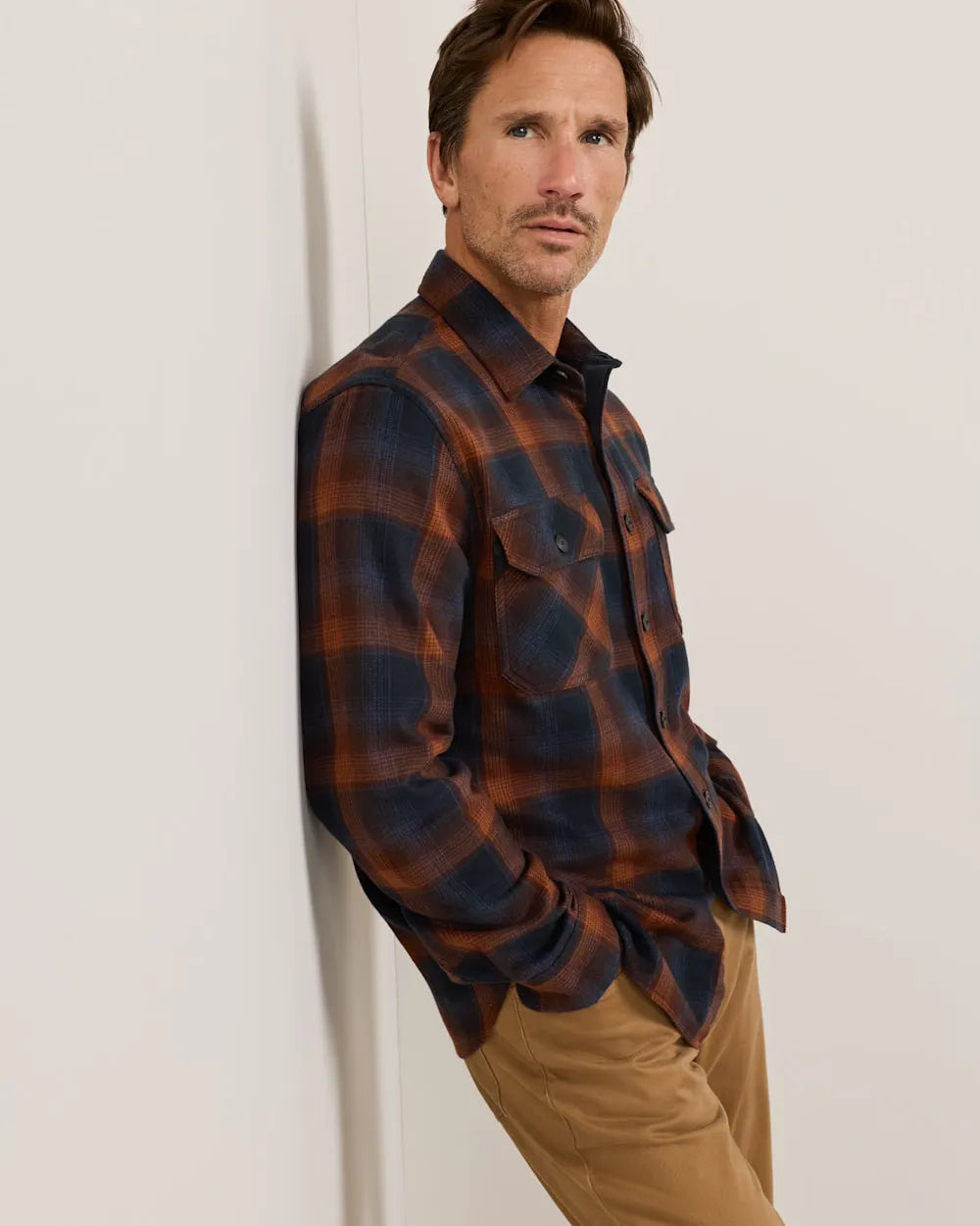 NAVY/BROWN PLAID