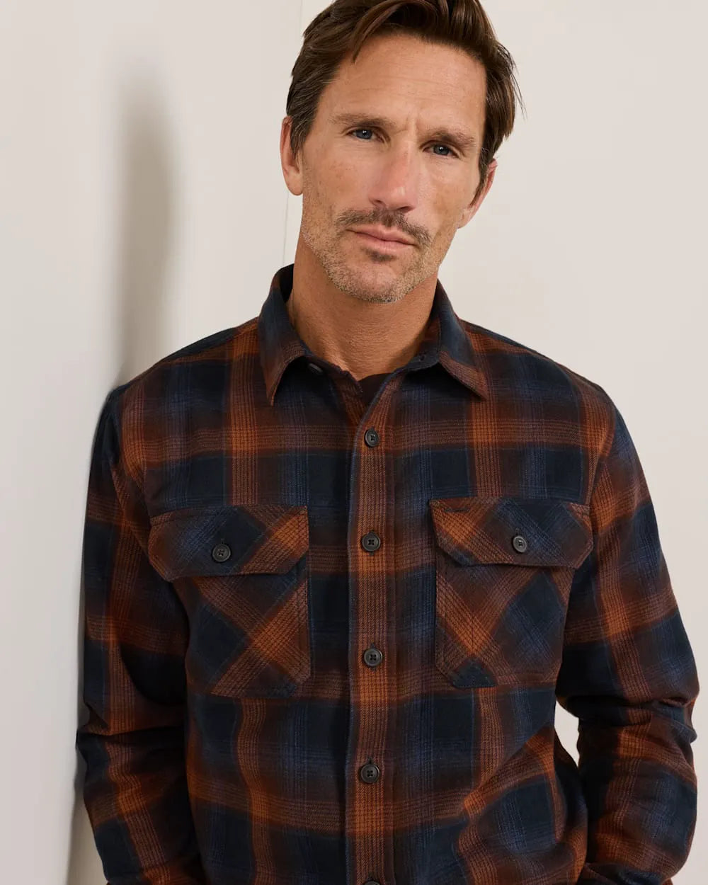 NAVY/BROWN PLAID