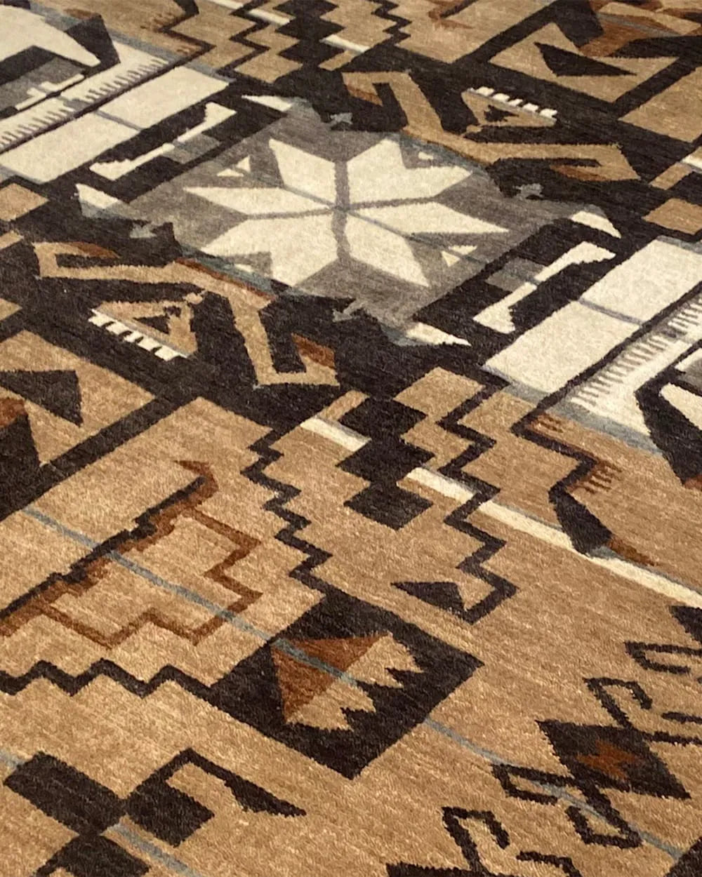TAN/BLACK MULTI